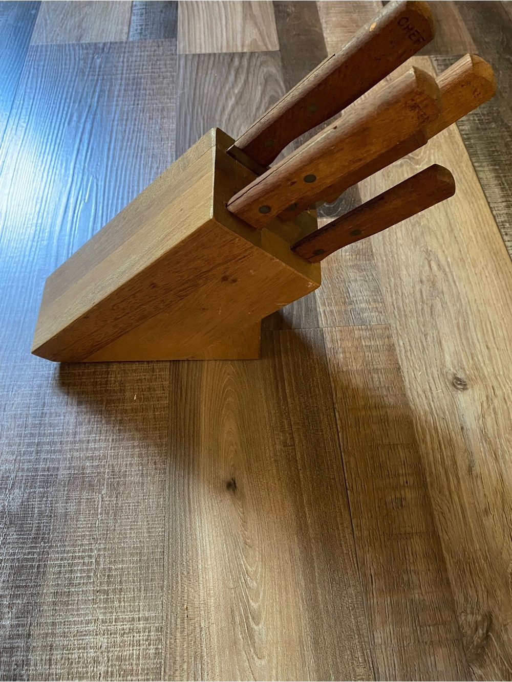 Wooden Knife Block with 5 Wooden-Handled Knives - Natural Brown